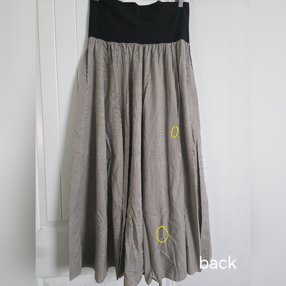 Solitaire Los Angeles Striped Skirt Size Medium - Picture 11 of 14